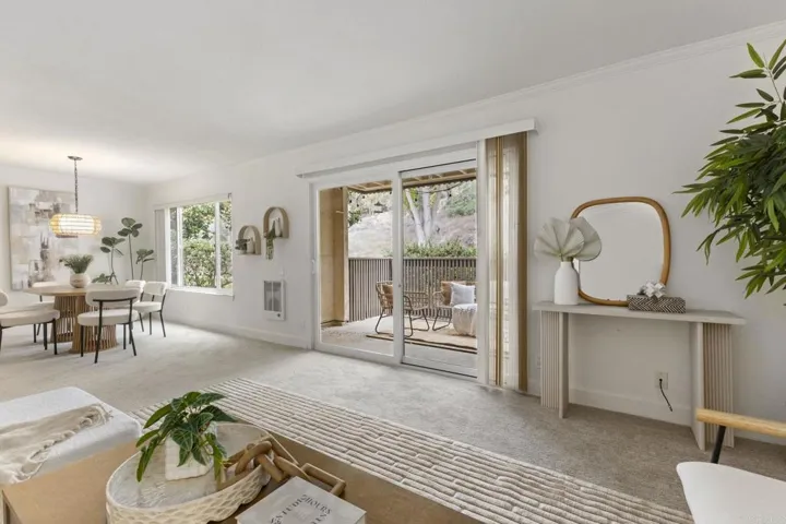 8503 Villa La Jolla Drive A, La Jolla, California 92037 — photo 4