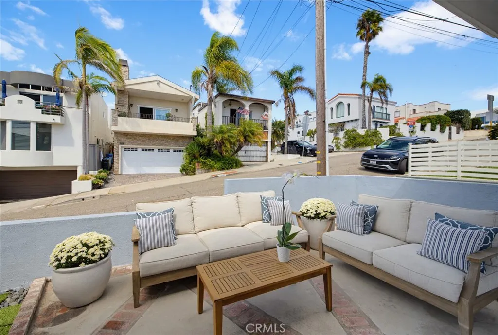 You can feel that awesome Hermosa Hills breeze You can feel that awesome Hermosa Hills breeze