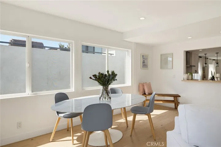 Great space for your dining area in the family room