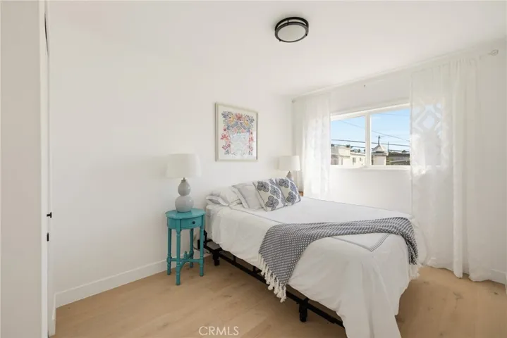 Sunny rear bedroom in the south east corner, #2