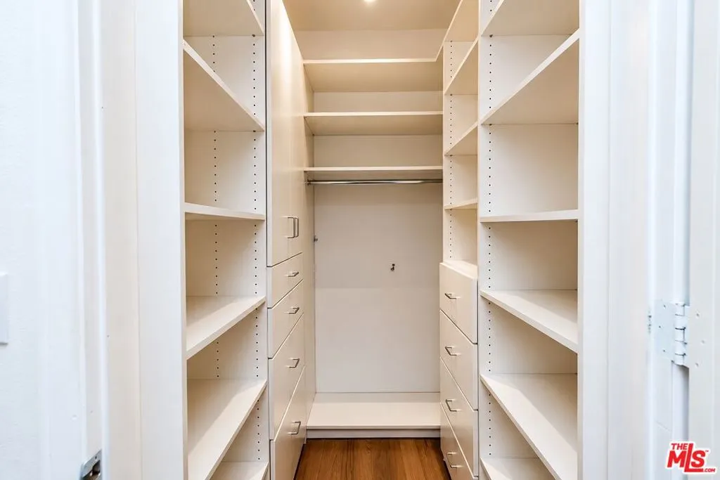 Additional closet