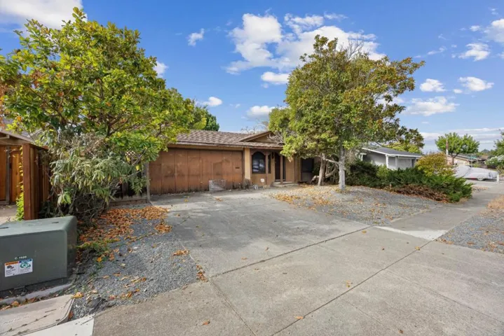 890 Tallman Court, San Jose, California 95123 — photo 5