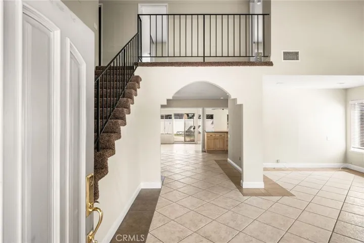 1129 Iris, Corona, California 92882 — photo 5