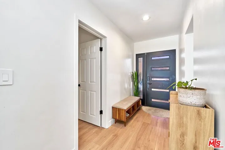 3310 Onrado Street, Torrance, California 90503 — photo 4