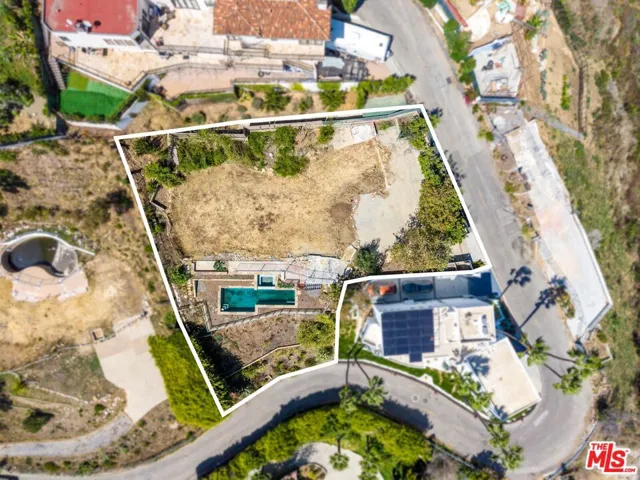 633 Resolano Drive, Pacific Palisades, California 90272 — photo 5
