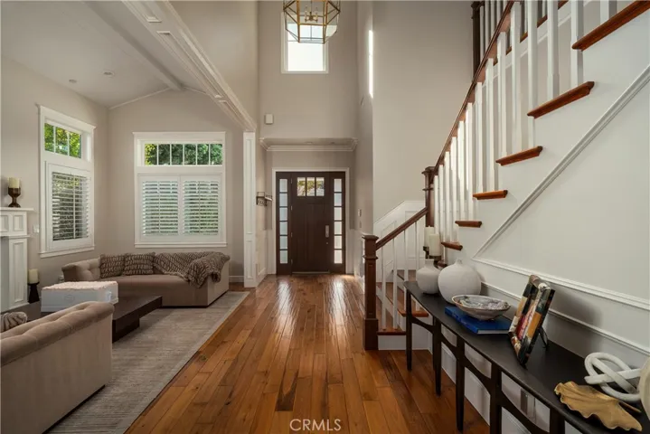 4330 Bellaire, Studio City, California 91604 — photo 4