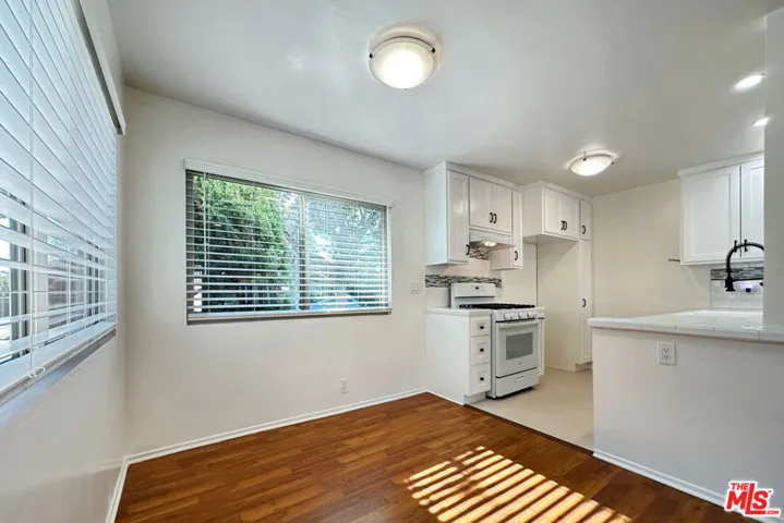 3161 Perlita Avenue, Los Angeles, California 90039 — photo 4