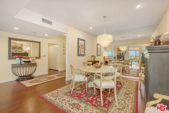 13600 Marina Pointe Drive 1704, Marina Del Rey, California 90292 — photo 5