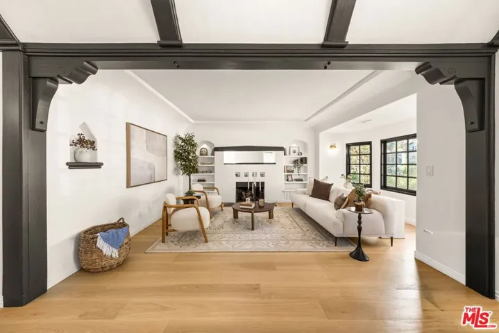 1941 Midvale Avenue, Los Angeles, California 90025 — photo 5