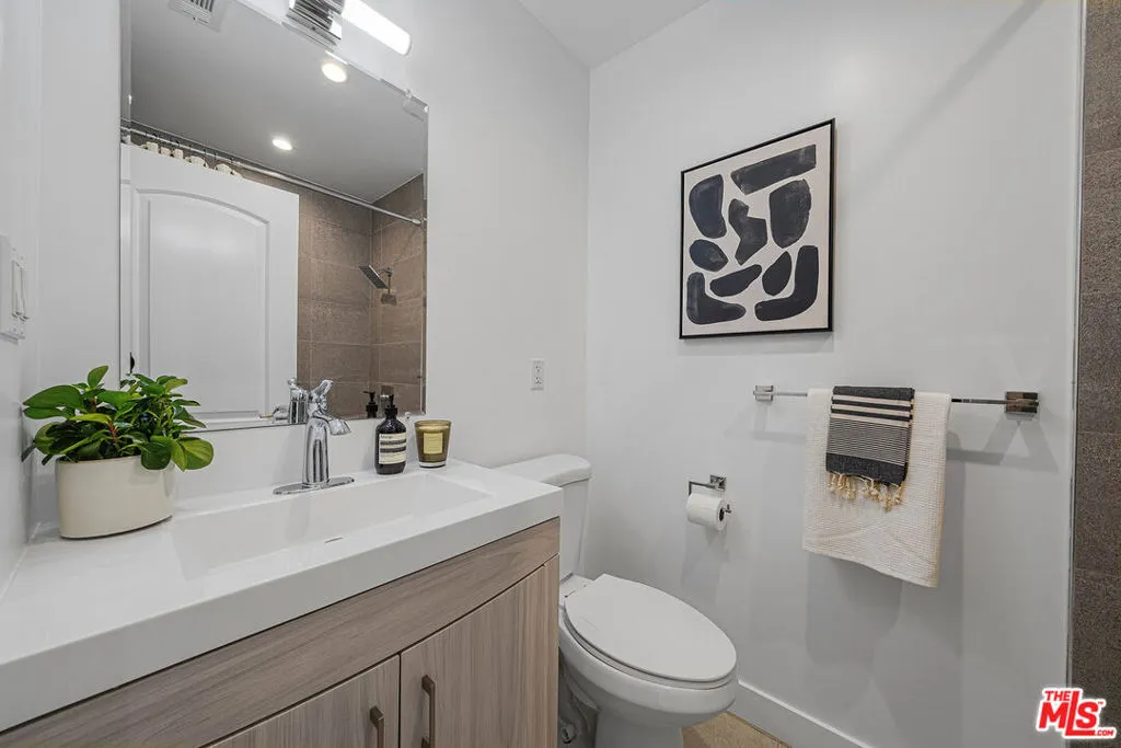 Downstair's Bathroom