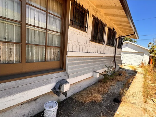 1813 W 48th Street, Los Angeles, California 90062 — photo 4
