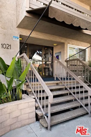 1021 N Crescent Heights Boulevard 207, Los Angeles, California 90046 — photo 4