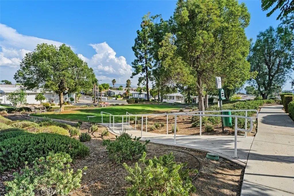 Spring Knolls Community Center Grass / Park Area Spring Knolls Community Center Grass / Park Area
