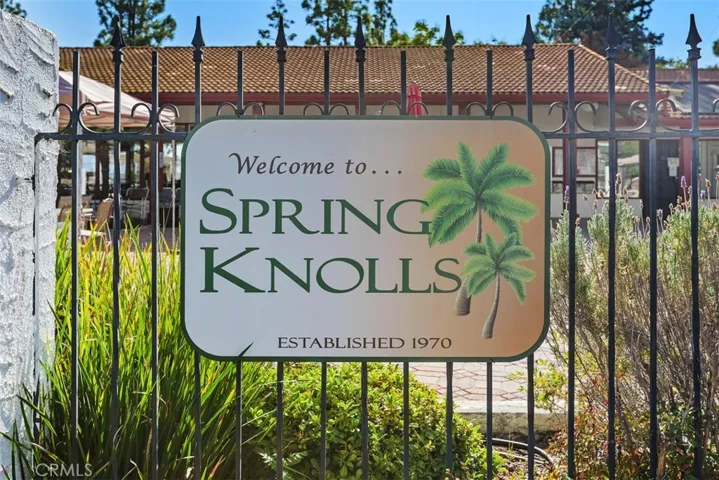 Welcome to Spring Knolls