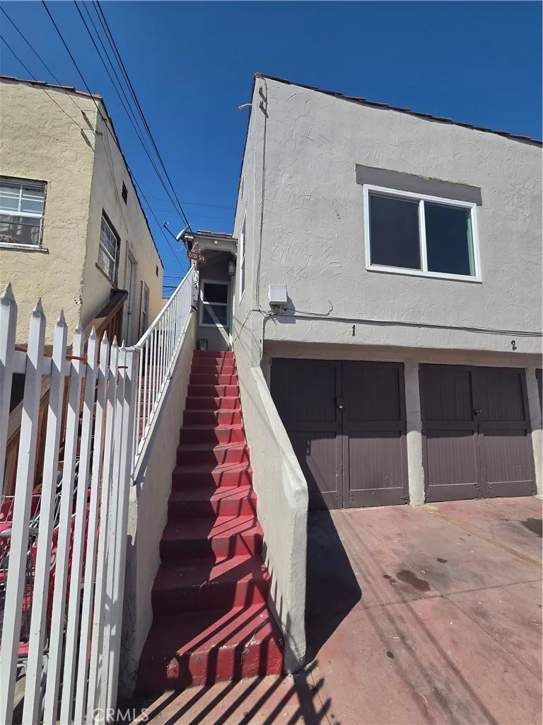 8139 Beechwood #3/4