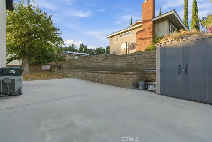 28975 Lotusgarden, Canyon Country, California 91387 — photo 4