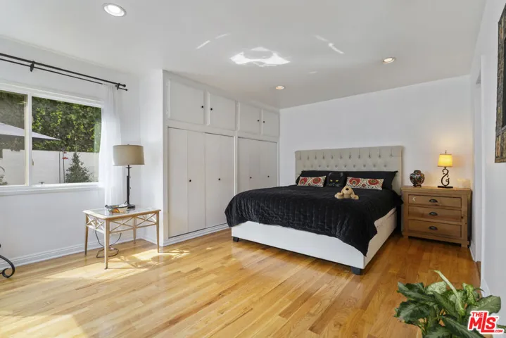 Rear Primary En-suite