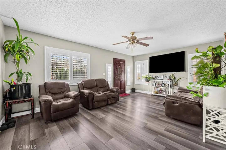 827 W 104th Place, Los Angeles, California 90044 — photo 5