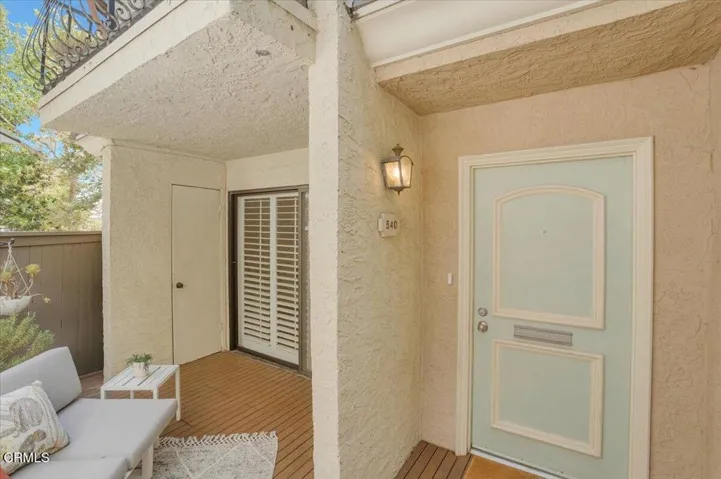 640 Wilcox Avenue, Los Angeles, California 90004 — photo 4