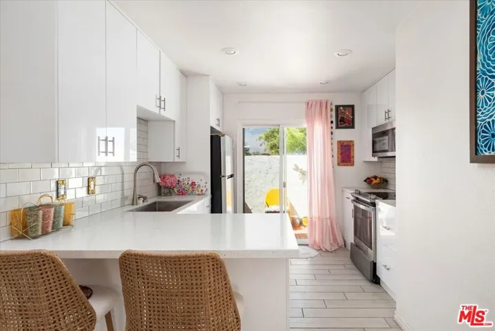1527 Spyglass Plaza, Palm Springs, California 92264 — photo 4
