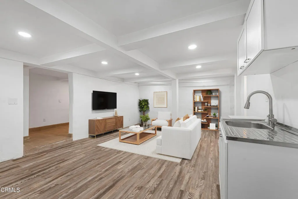 8 basement living room studioi_final