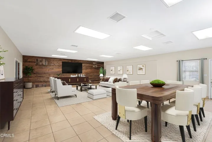 Garage/ Potential ADU