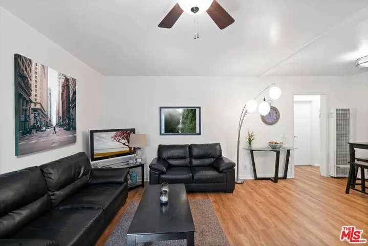 656 Indiana Avenue 3, Venice, California 90291 — photo 5