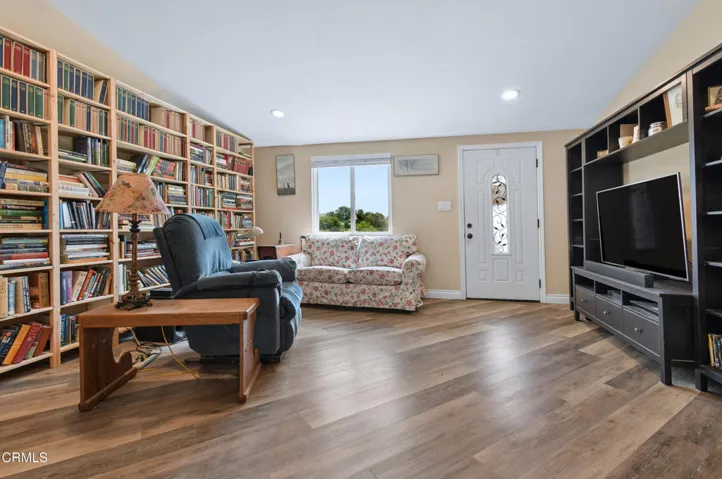 754 Tudor Circle, Thousand Oaks, California 91360 — photo 5
