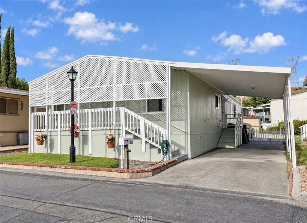 29021 Bouquet Canyon Rd #252