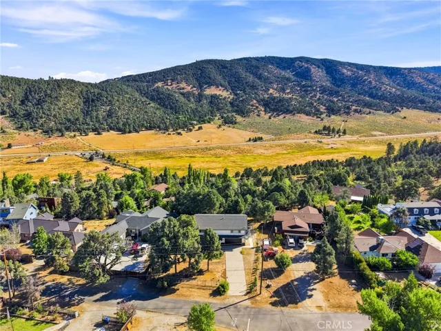 1220 Snowbird Drive, Frazier Park, California 93225 — photo 5