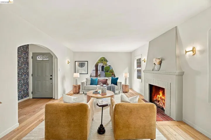 6027 Buena Ventura Ave., Oakland, California 94605 — photo 4