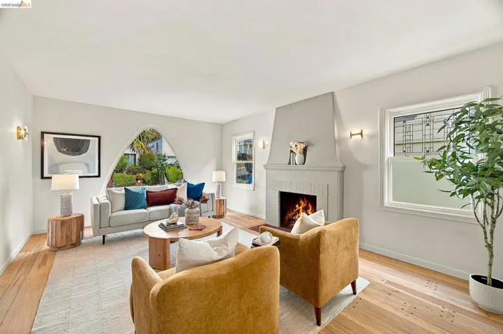 6027 Buena Ventura Ave., Oakland, California 94605 — photo 5