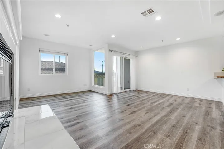 335 S Sierra Madre 203b, Pasadena, California 91107 — photo 4