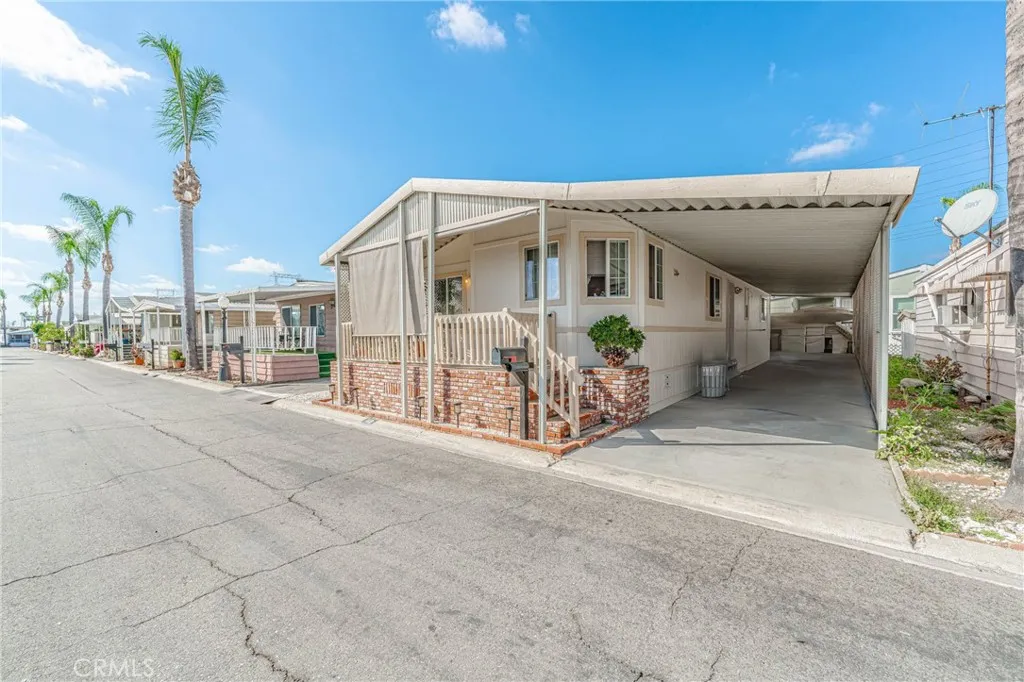 10001 W Frontage #113
