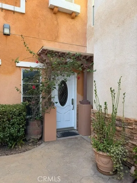 1200 E Highland #303