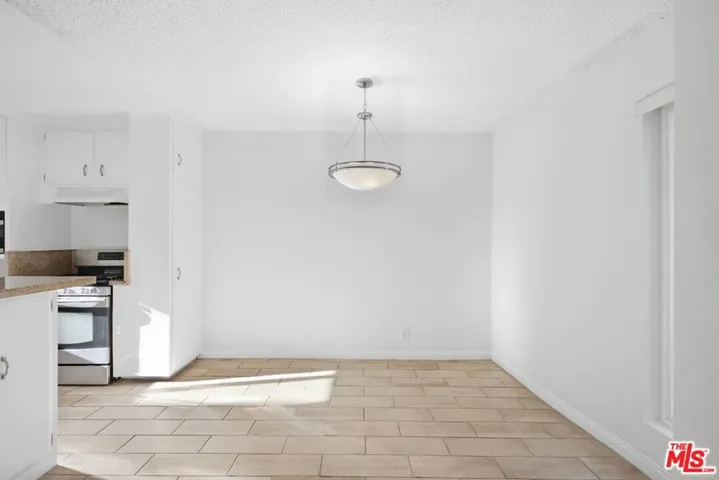 739 N Croft Avenue 207, Los Angeles, California 90069 — photo 4