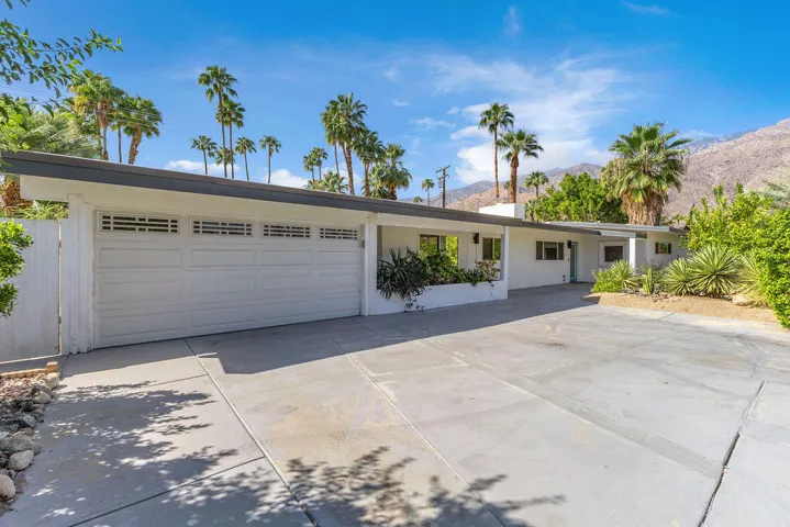 1075 E Sunny Dunes Road, Palm Springs, California 92264 — photo 4