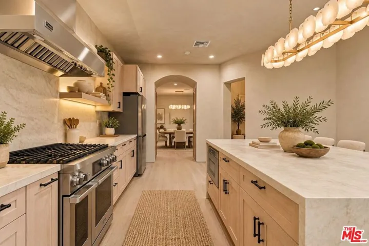 1969 Curson Place, Los Angeles, California 90046 — photo 5