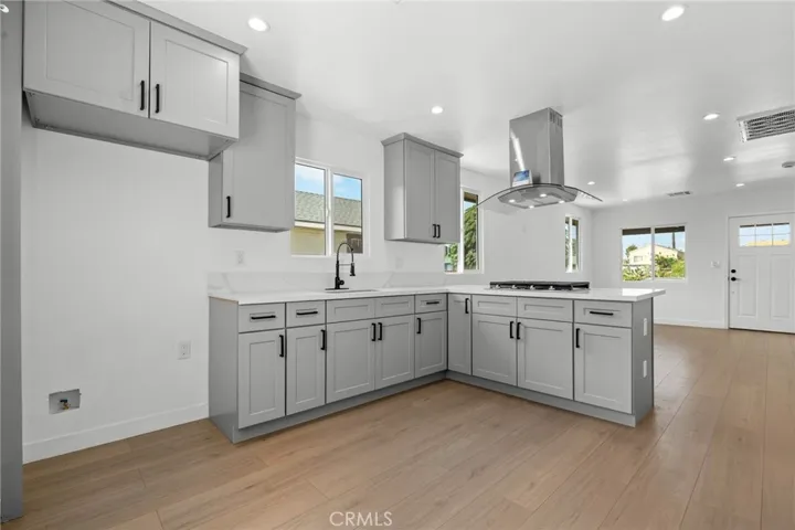 3818 Crawford, Los Angeles, California 90011 — photo 5