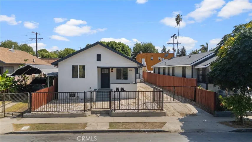 3818 Crawford, Los Angeles, California 90011 — photo 4
