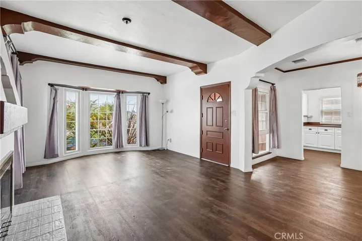 8319 S Van Ness Avenue, Inglewood, California 90305 — photo 4