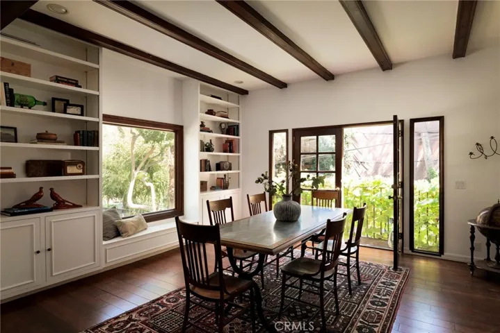 10423 Oletha Ln, Los Angeles, California 90077 — photo 4