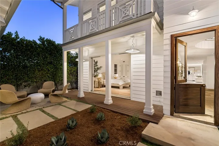 231 Tustin, Newport Beach, California 92663 — photo 4