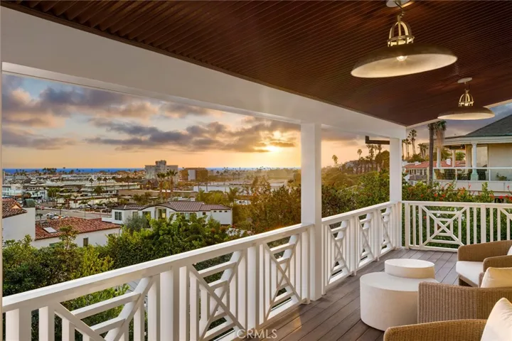 231 Tustin, Newport Beach, California 92663 — photo 5