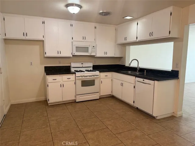 1103 W Francis Street, Ontario, California 91762 — photo 5
