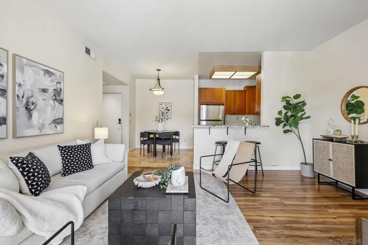 2020 Camino De La Reina 2302, San Diego, California 92108 — photo 5