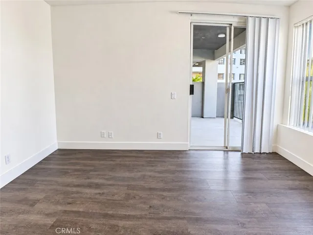11657 Oxnard Street 320, North Hollywood, California 91606 — photo 5