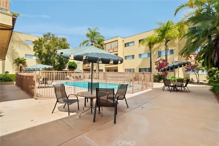 6225 Coldwater Canyon Avenue 102, North Hollywood, California 91606 — photo 5
