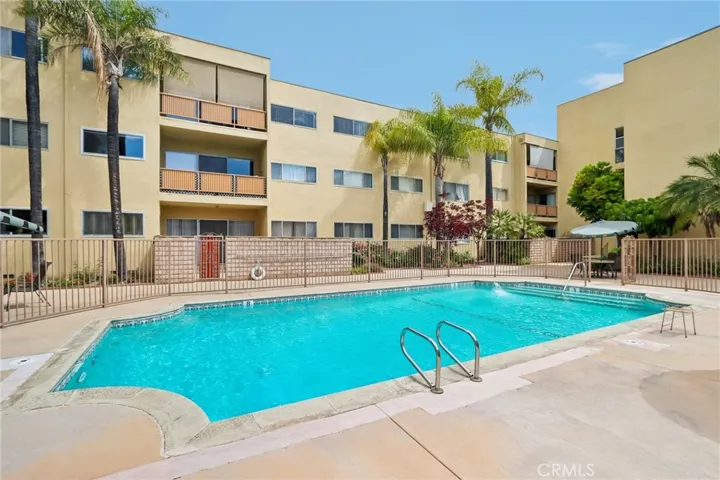 6225 Coldwater Canyon Avenue 102, North Hollywood, California 91606 — photo 4