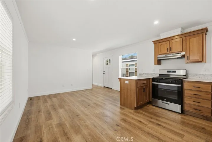 2193 Los Feliz Drive 8, Thousand Oaks, California 91362 — photo 4